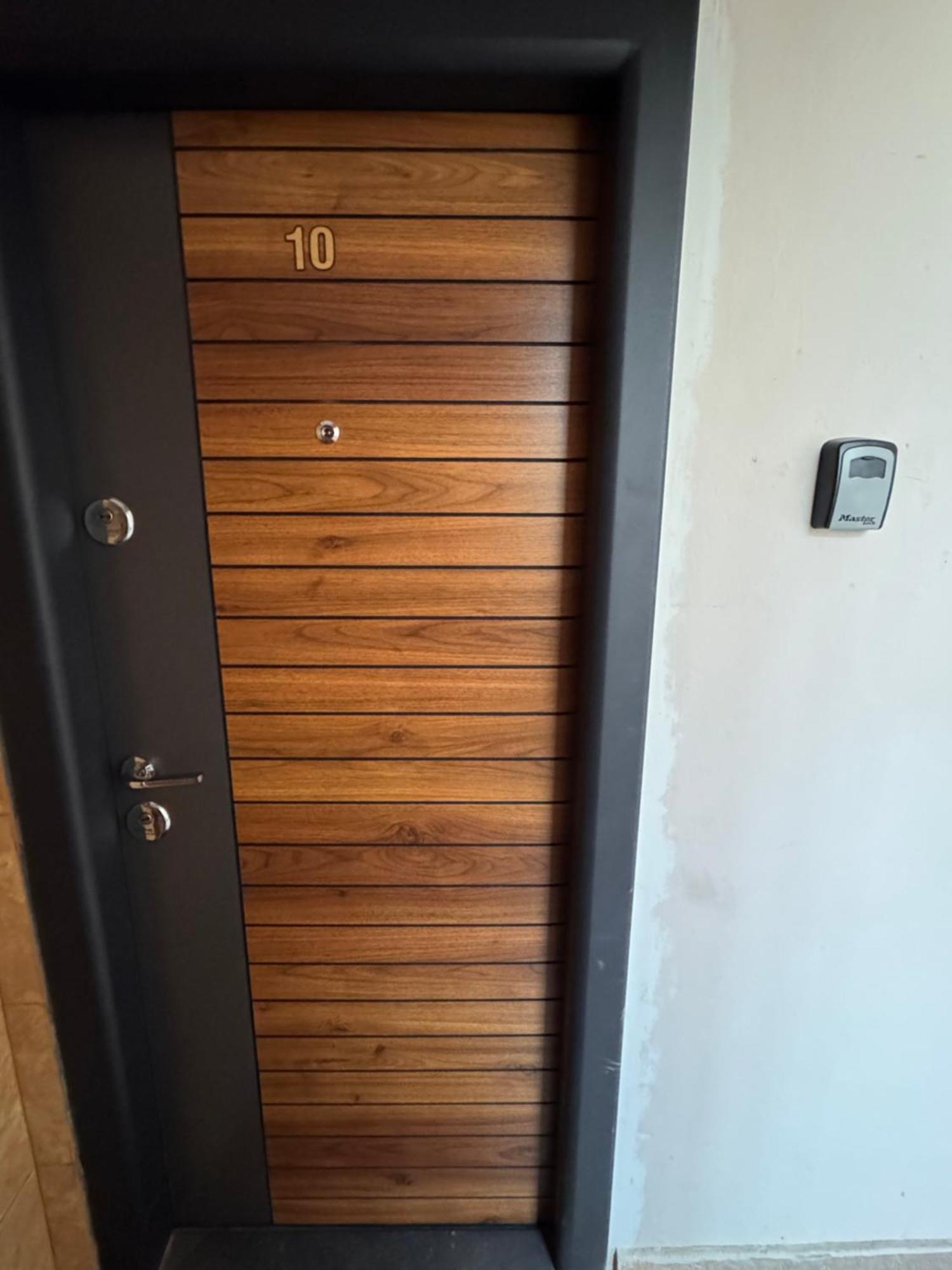 Linen Tree Apartment Băile Herculane Esterno foto